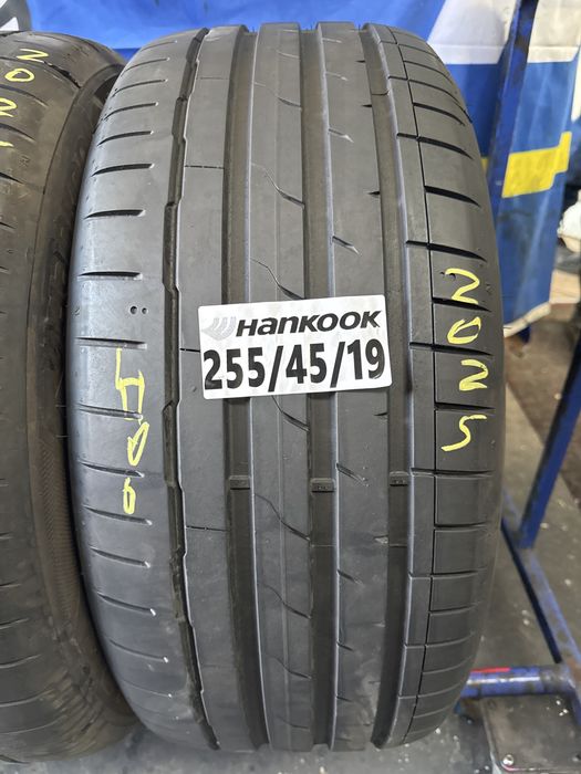 255/45/19 Hankook 2025