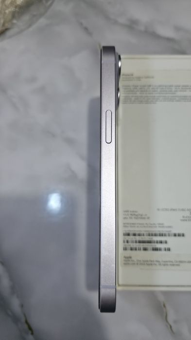 Телефон Iphone 14