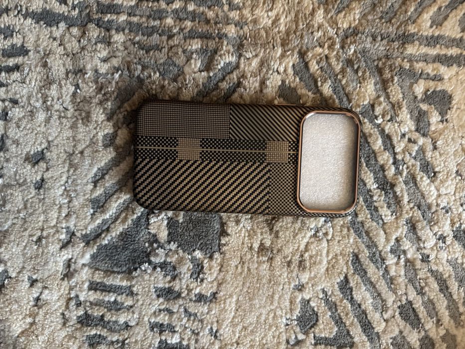 Калъфи за iphone 17 pro max,iphone 13 pro max,iphone 11