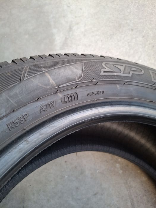 2 Anvelopele de iarnă 215 60 r17C Dunlop