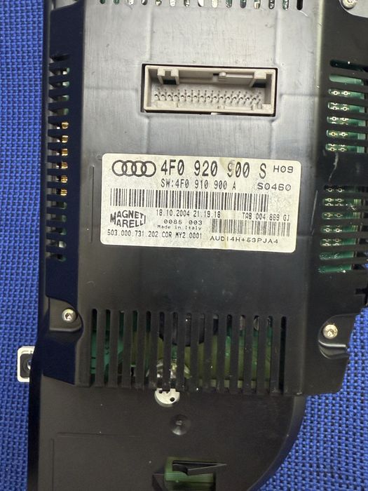 Табло за ауди a6 4F 2004-2008