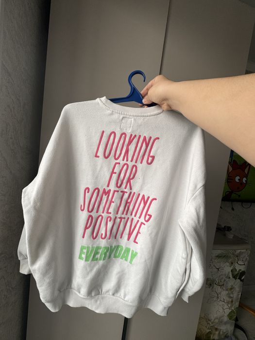 Свитшот белый женский