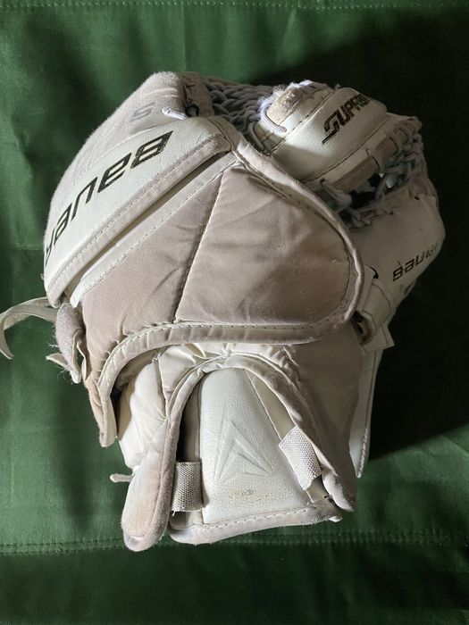 хоккейная вратарская форма