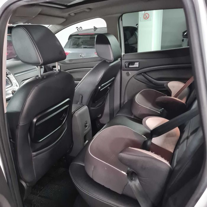 Auto Ford kuga 2010