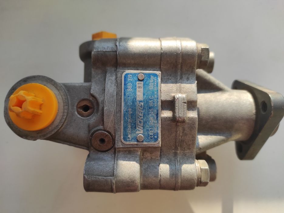 Насос ГУР Ауди 100 c4