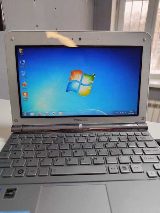 Нетбук Toshiba рабочий