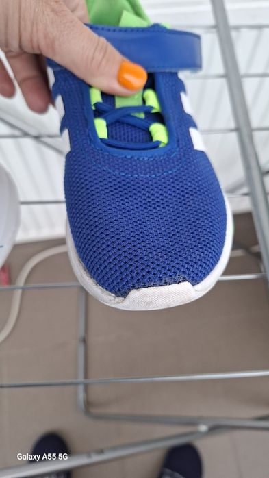 Pantofi sport adidas, mărimea 30