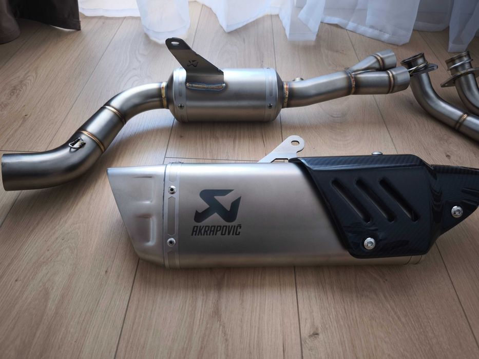 Sistem Evacuare Complet Yamaha R7 Tracer 700 MT07 Carbon