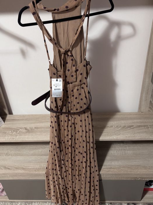 Vand Rochie Zara