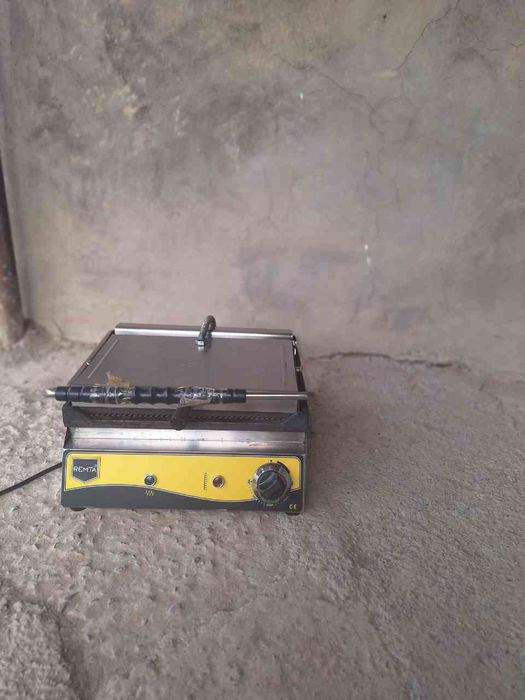 Turetsky poster zor ishlidi 6 7 oy ishlagan