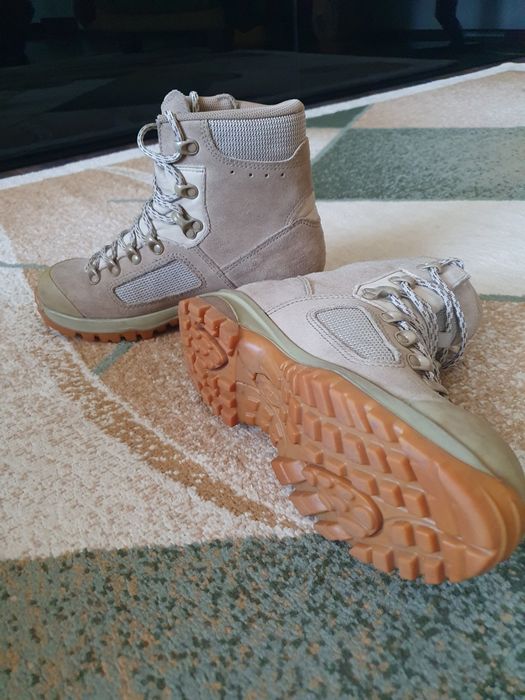 Ботинки бежевые натуральные