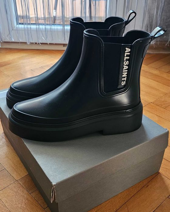 Гумени ботуши AllSaints Hetty Logo Rubber Ankle Boots