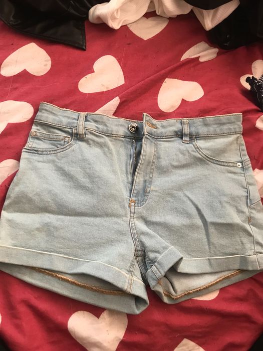 Къси панталони Terranova