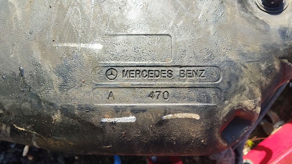 Продавам резервоар за гориво Mercedes