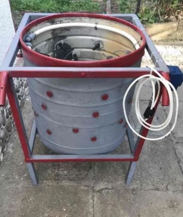 Машина за скубане на пера на всички птици (кокошки,бройлери, пилета,