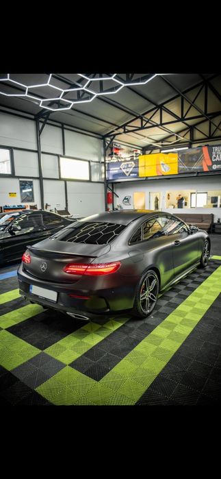 Mercedes-Benz E-Class Coupe