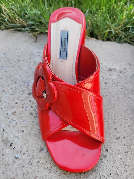 Продам босонежки Prada (Италия) размер 36