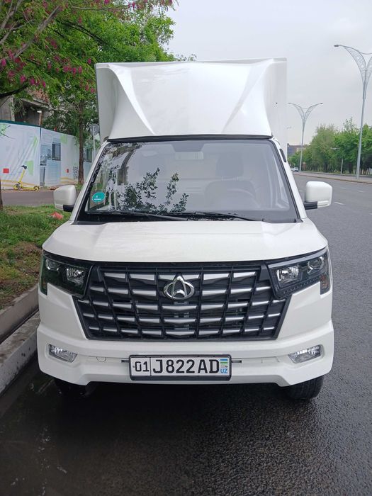 Продается Чанган стар+ 2025 года бортовой фургон с тентом
