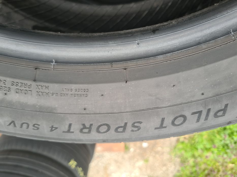 4бр.235/55/19 MICHELIN