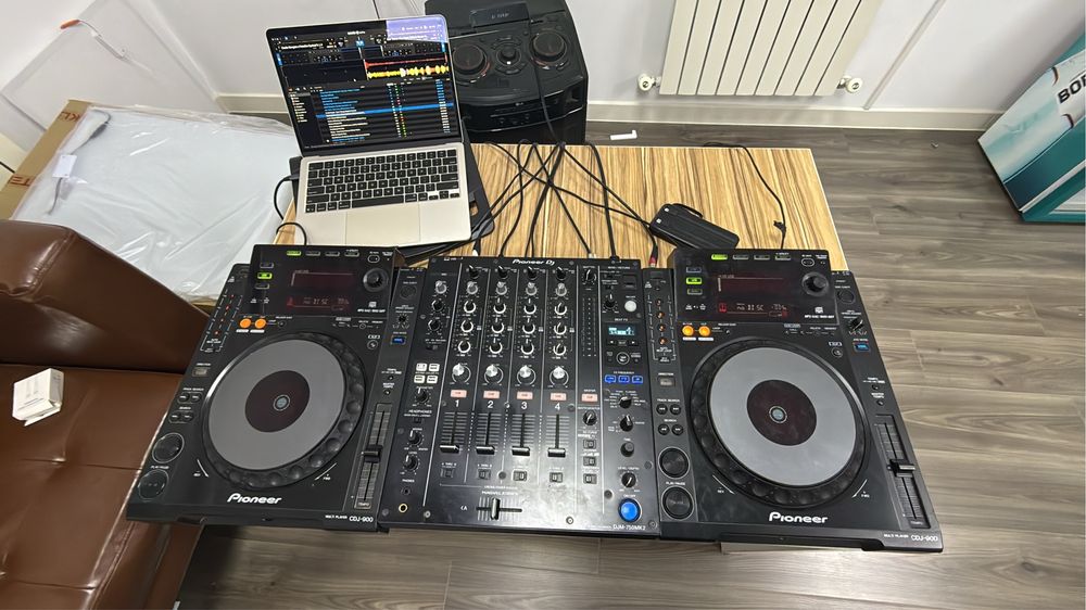 ПРОДАЮ Dj комплект pioneer