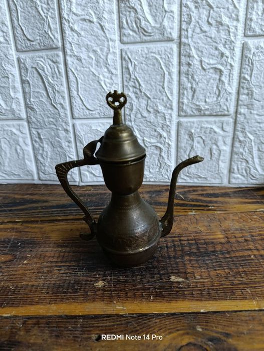 Стар малък ибрик