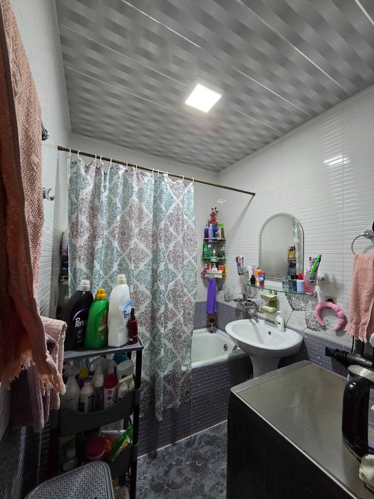 Продается 4 комнатная квартира Самарканд дарвоза Ng9134