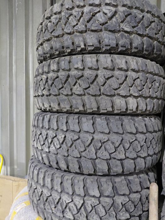 Продам летнию резину.