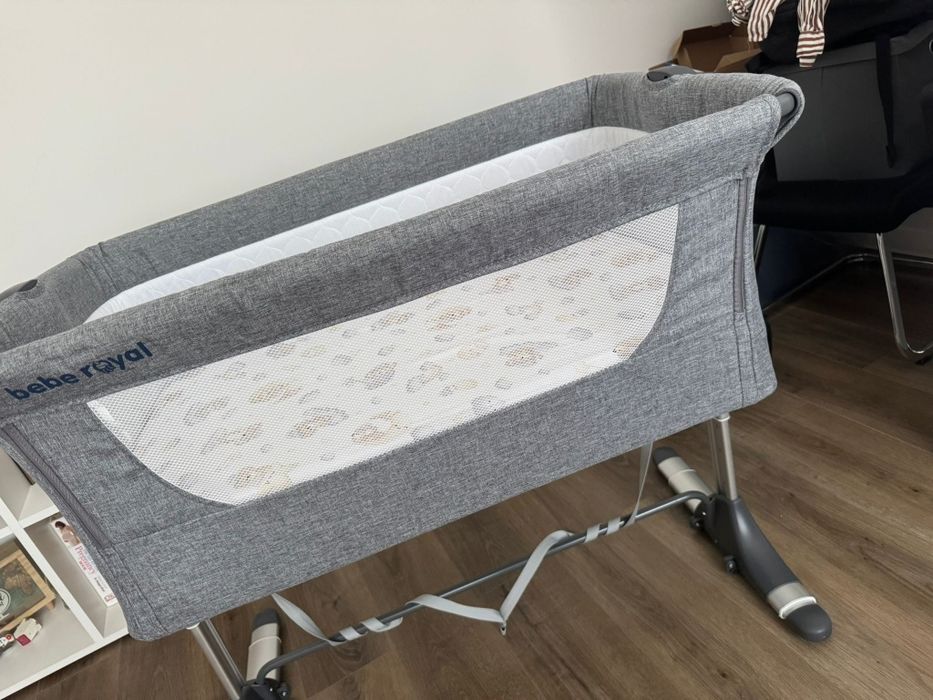 Patut Co-sleeper bebe royal + saltea cocos, protecție și plasa insecte
