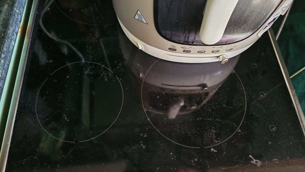 Aragaz ELECTROLUX cu inducție
