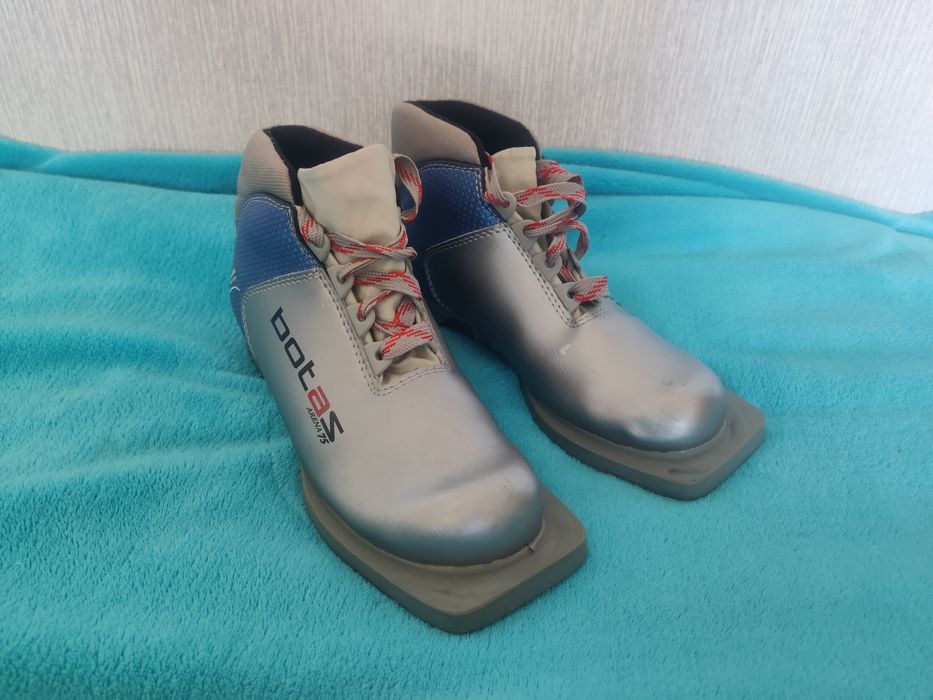 Лыжные ботинки Botas Arena 75