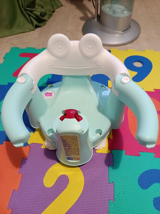 Lot bebe: 2 seturi covor spuma Eva+ 2 scaune baie + 4 perne diverse +