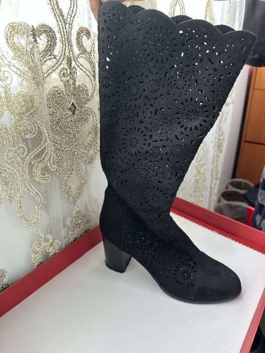 Продаю сапоги осень - весна