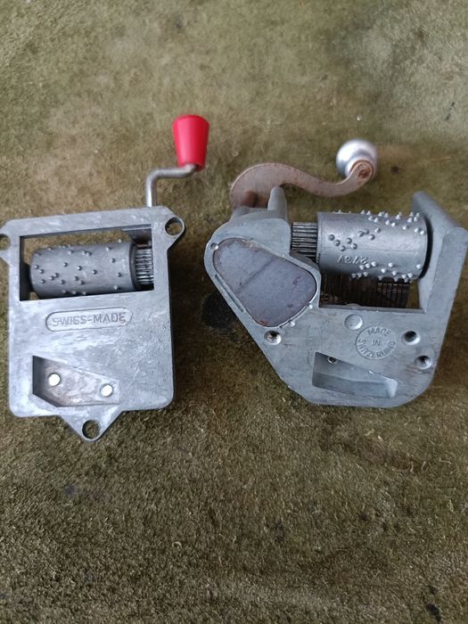 Cutii muzicale made în swiss