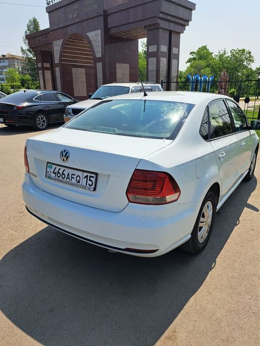 Продам машину фольксваген поло