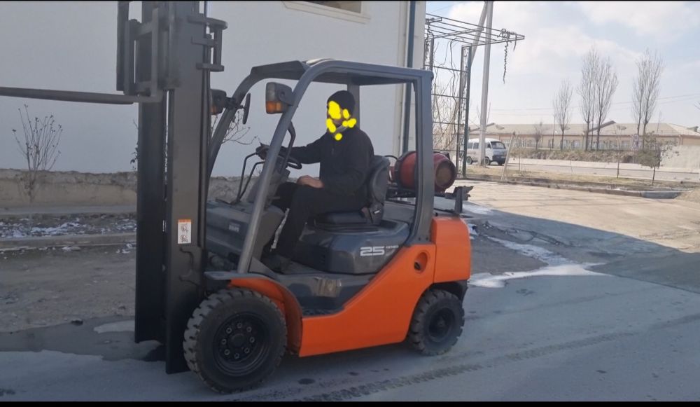 Автопогрузчик (кара,auto kara, kara)TOYOTA 8FG-25