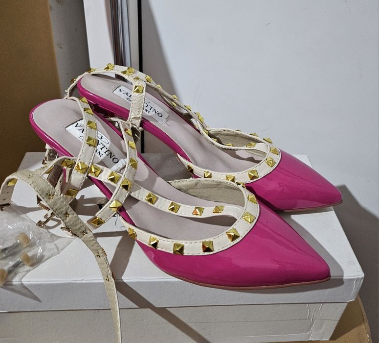 Продам женские обувь