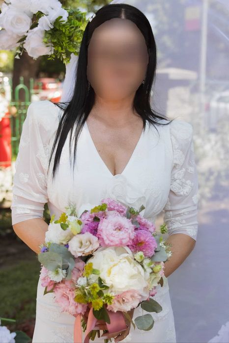 Rochie de mireasă elegantă, stare impecabilă.