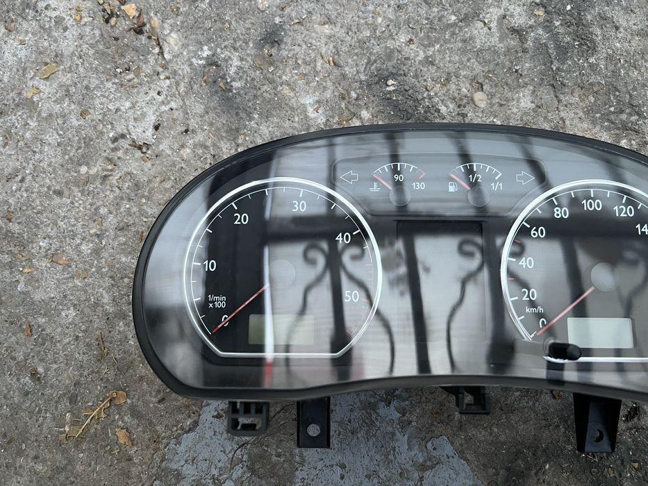 Ceasuri Bord | VW Polo 9N / 9N3 | 1.4 / 1.9 TDi Diesel | Piese Plansa Panou Indicator Consola Centrala Comanda KM Volan Airbag Buton Butoane Clima