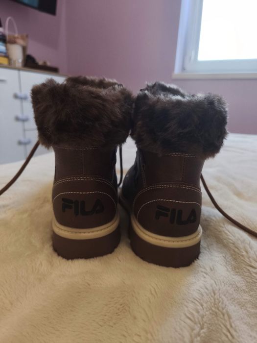 Продават се нови Боти Fila