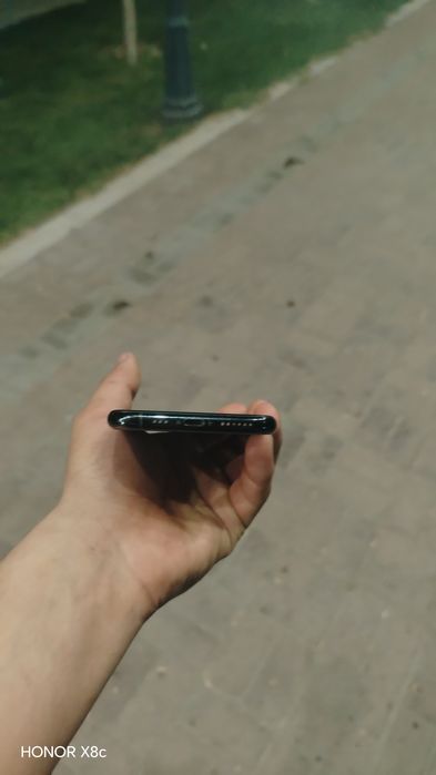 Iphone 11 pro sotiladi
