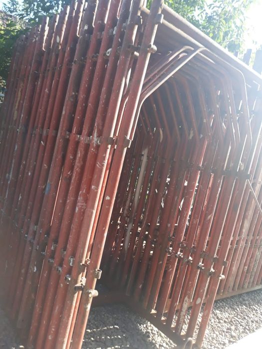 Schela metalica italiana