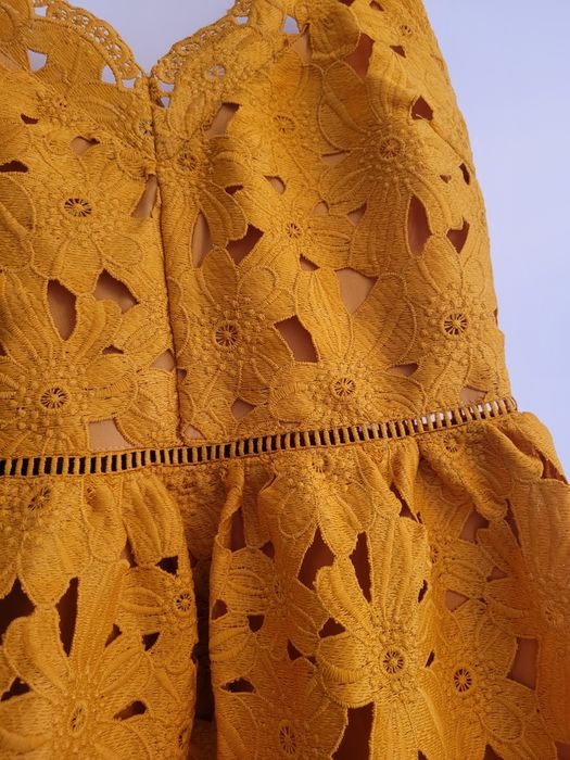 Rochii dantela,brodate H&M, 34/36/38