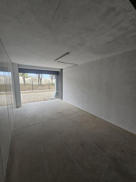 Дава се под наем Гараж / Паркомясто в Варна, Владислав Варненчик - 18 кв.м за 102 € - Снимка #2