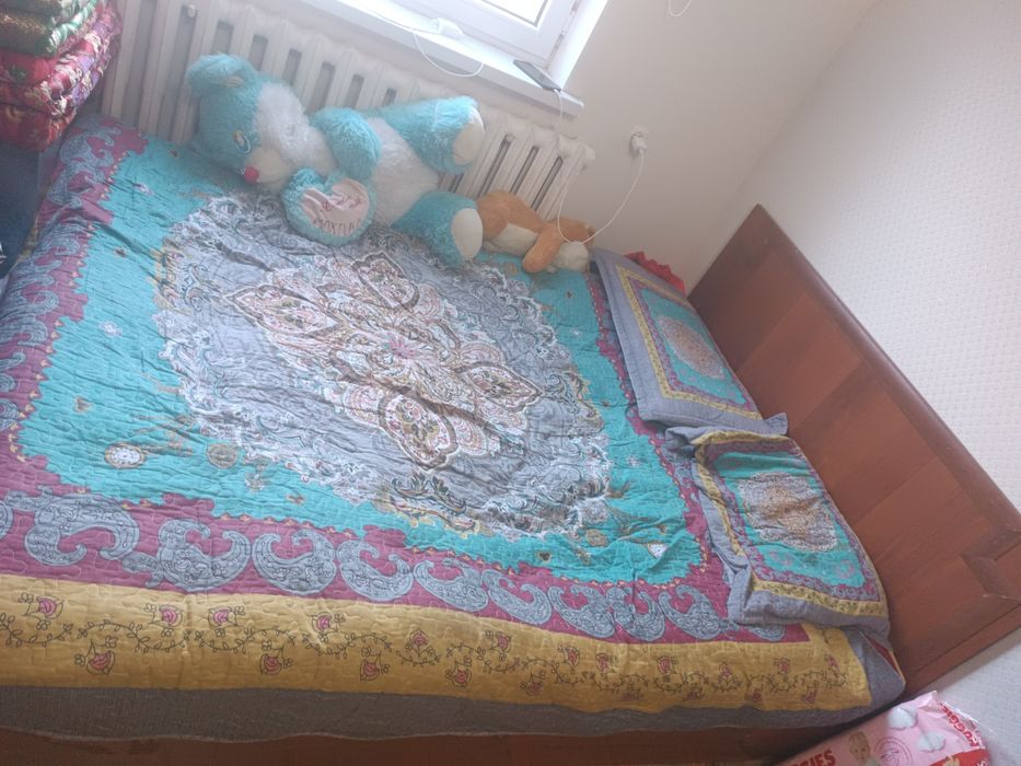 Срочно продам спальный гарнитуру б/у