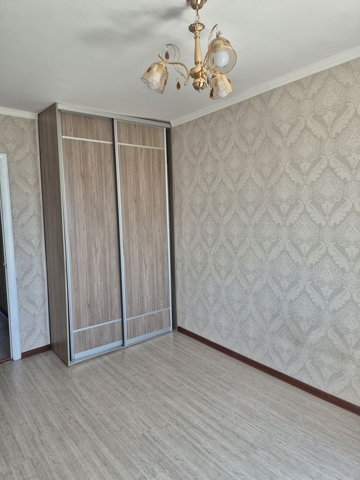 Продаётся 3 ком-ая квартира