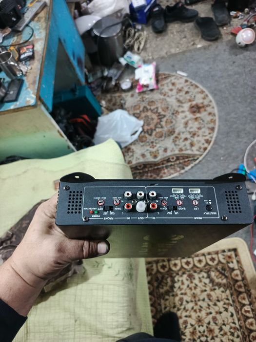 Усилител 4 канальный