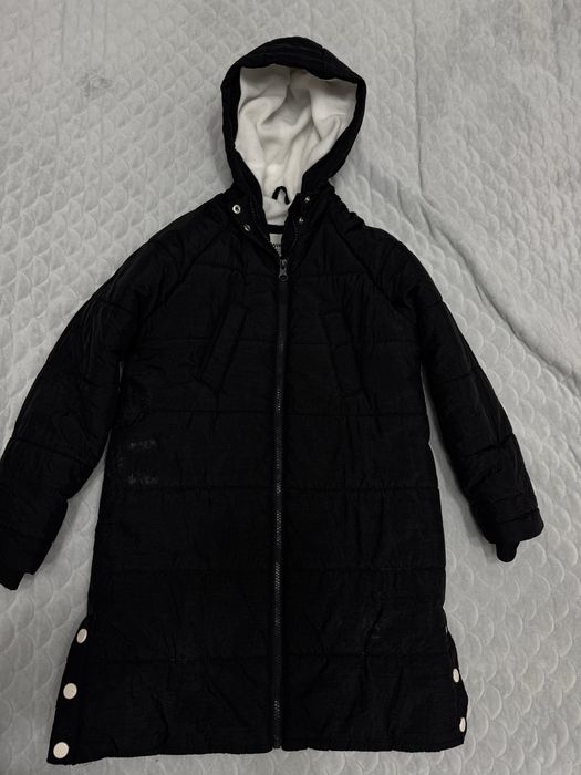 Продам куртку на девочку