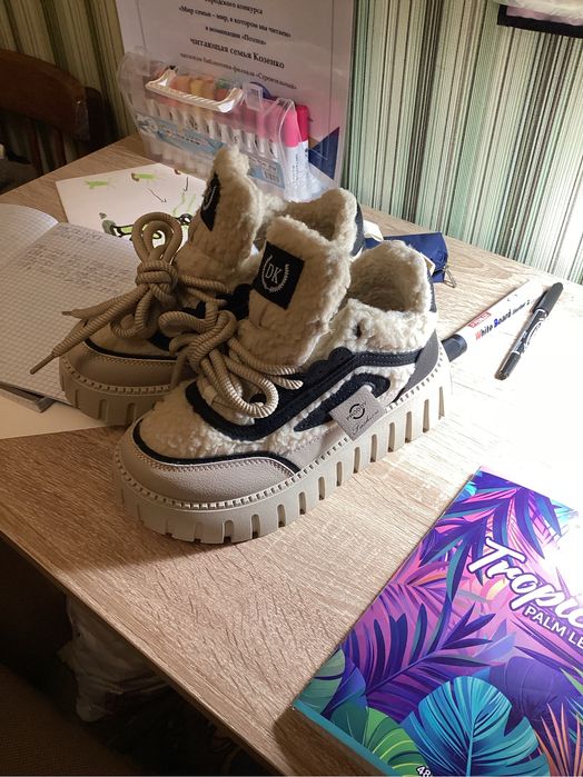 Продам ботиночки или подростковые