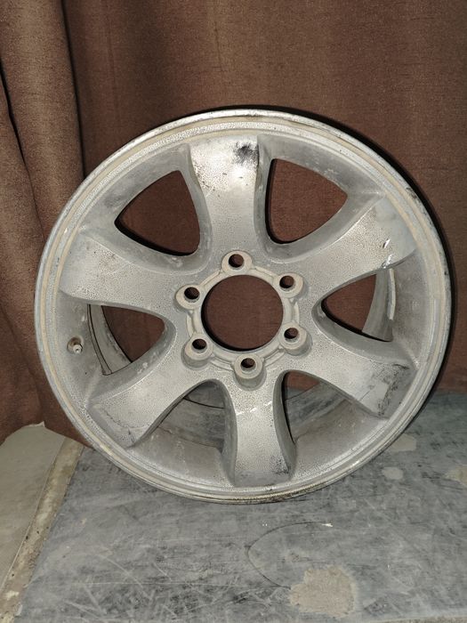 Диск колесный R17 продам