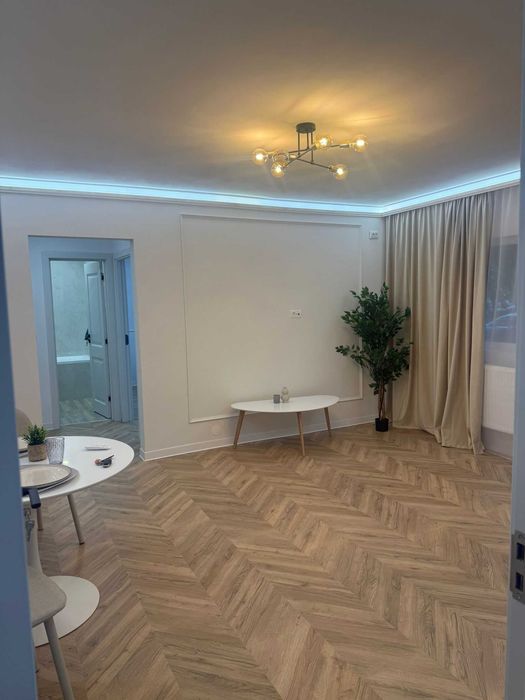 Apartament 2 camere și 2 băi, complet renovat